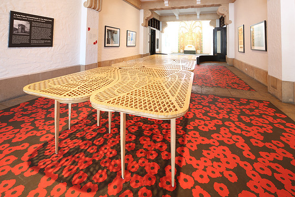 20150225_Wolfsonian_Museum_nick_Table_9C7C0180