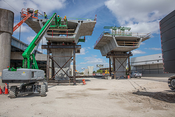 20210408_Connecting_Miami_75A9997