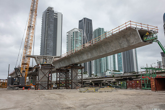 20201102_Connecting_Miami__75A6927