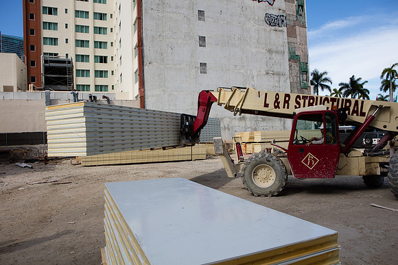 20160928_300_Biscayne_Vice_Moriarty_S5A3682