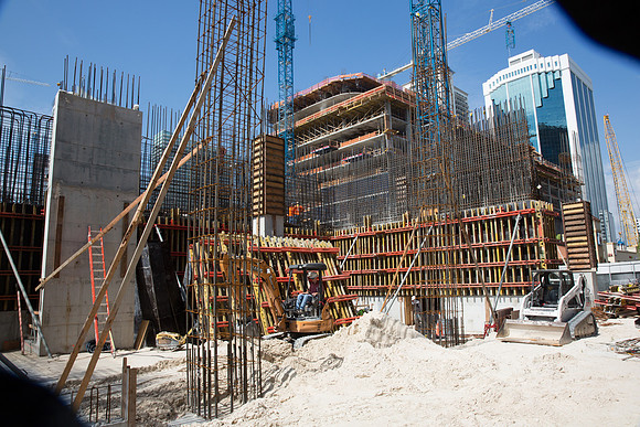 20150727_SLS_Brickell_Related_9C7C7301