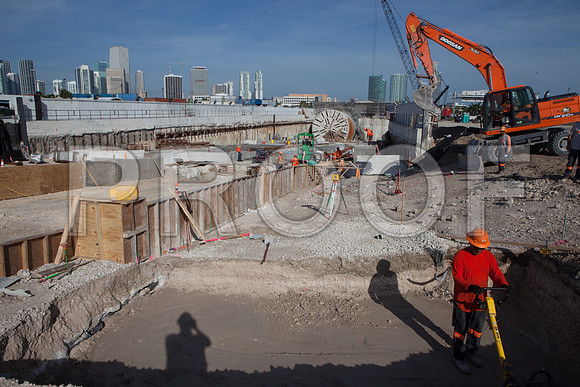 20120813-Miami_Tunnel_Doge_TBM_DG_Miami_FL_-8658