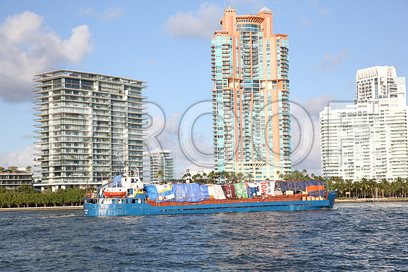 20151212_Container ship_IMG_5005