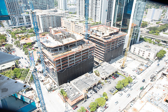 20150727_Brickell_Height2_Related_project_9C7C7776