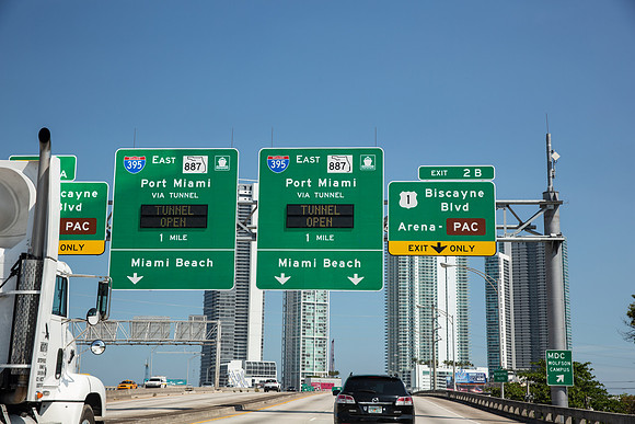 20150401_395_Miami_Architecture_9C7C0048