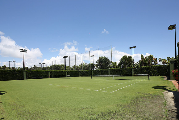 20150804_Tennis_Red_Clay_Fisher_9C7C0875