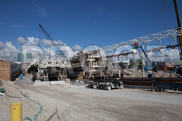 20121010-Miami_Tunnel_Doge_to_Miami_DG_Miami_FL_-0940