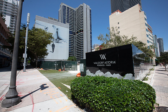20220419_Waldorf_Astoria_Moriarty__75A0809