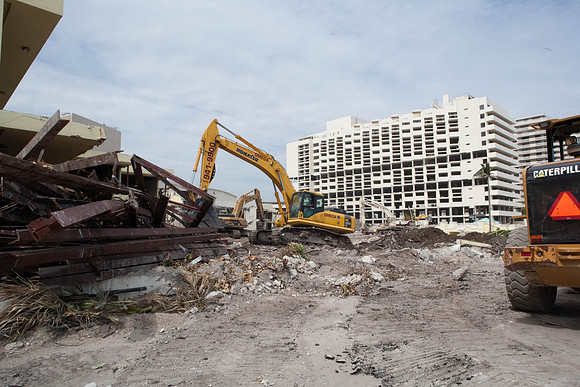 St_Regis_Demolition_20071025_Bal_Harbor_FL-0089
