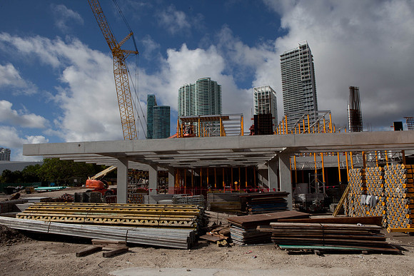 20111101-7007_DG_MAM_Construction_1112011_IMG_6620