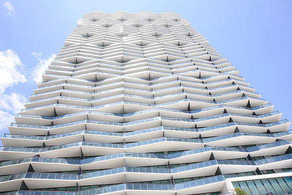 20150515_Related_Icon_On_The_Bay_9C7C6777