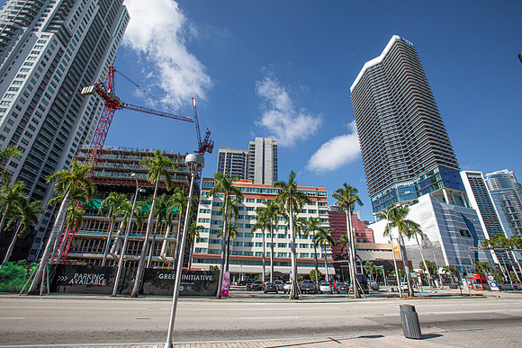 20241220_Connecting_Miami__ASL6585