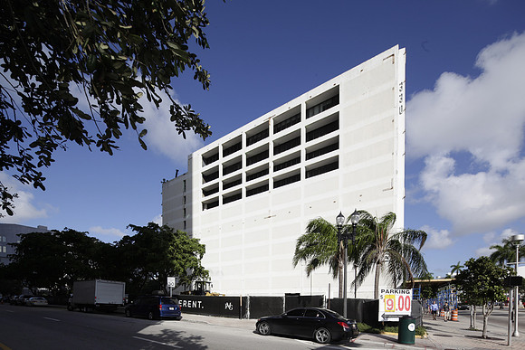 20151109300_Biscayne_Moriarty_MG_4408