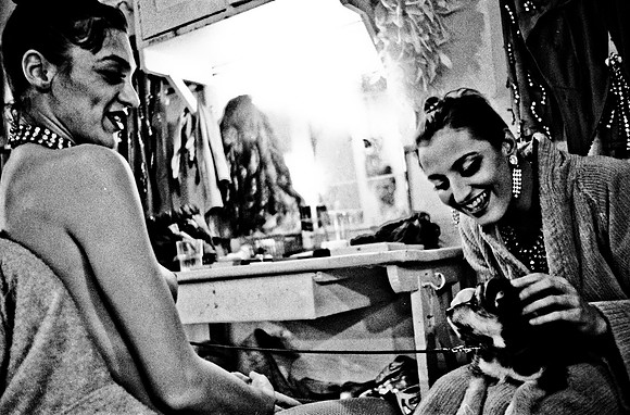 2521_FM_BW_35MM_CW_FOLES_NEWTON_ITALIE_JAN_1992_25