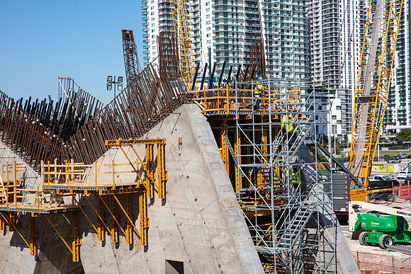 20220207_Connecting_Miami _75A4672