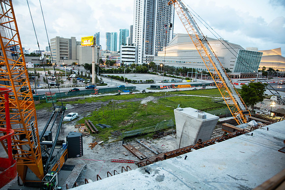 20200825_Connecting_MiamiIMG_1250