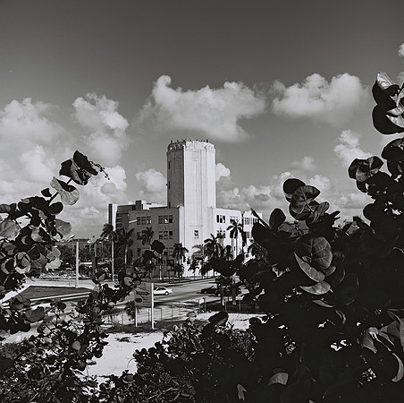 331020-R2-E044 300x9