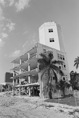 AZ2223-R1-E075