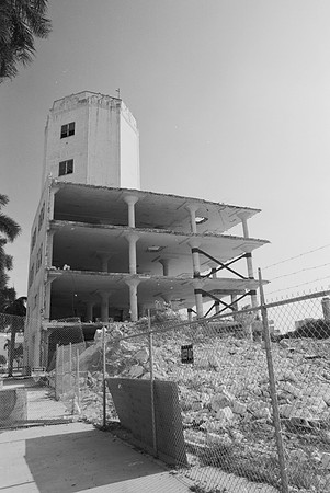 AZ2223-R1-E082 2