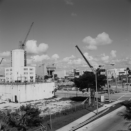 AZ2237-R2-E087