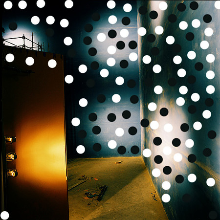 PER_MIA_CD7365_23_2006