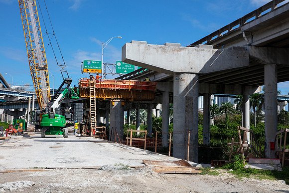 20201026_Connecting_Miami__75A6378