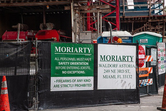 20251008_Waldolf 40 Percent Moriarty__AS_1764