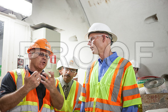 20120614-DG_Govenor_Rick_Scott_Visite_MT_Miami_FL_IMG-6623