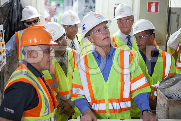 20120614-DG_Govenor_Rick_Scott_Visite_MT_Miami_FL_IMG-6765