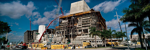 33865_FM-COLOR_PERFORMING_ARTS_CENTER_BOOK PRO_FL_04_06
