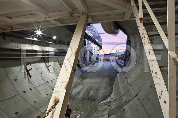 7031_DG_Mimai_Tunnel_01112012_Miami_FL_IMG_2933