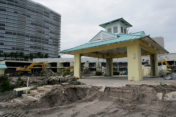 St_Regis_Demolition_20071025_Bal_Harbor_FL-0115-2