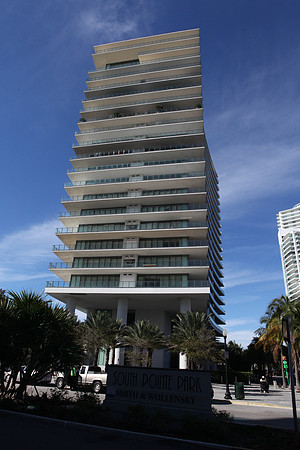 20150119_Related_Apogee_South_Beach_IMG_4080
