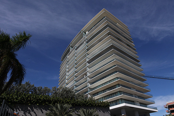 20150119_Related_Apogee_South_Beach_IMG_4107