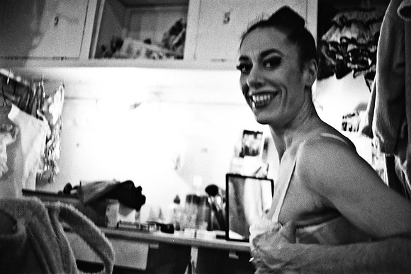 2518_FM_BW_35MM_CW_FOLES_1992_007