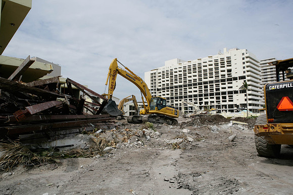 St_Regis_Demolition_20071025_Bal_Harbor_FL-0087-2