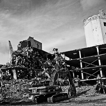 53273_FM_BW_PERFORMING_ARTS_CENTER_FL_01_01