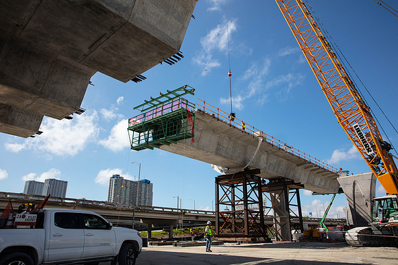 20201026_Connecting_Miami__75A6218