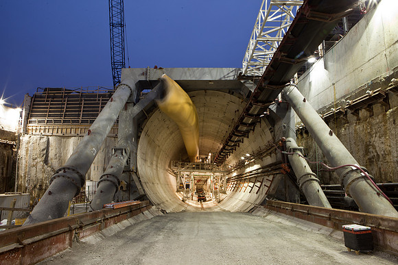 7031_DG_Mimai_Tunnel_01112012_Miami_FL_IMG_2977