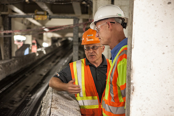 20120614-DG_Govenor_Rick_Scott_Visite_MT_Miami_FL_IMG-6543