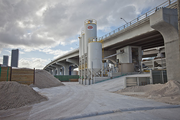 6869_DG_Miami_Tunel_1112011_IMG_7865