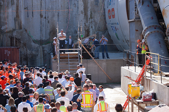 6071_DG_Miami_Tunnel_FL_11042011_VA0M4868