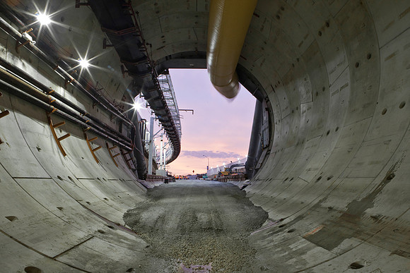 7031_DG_Mimai_Tunnel_01112012_Miami_FL_IMG_2940