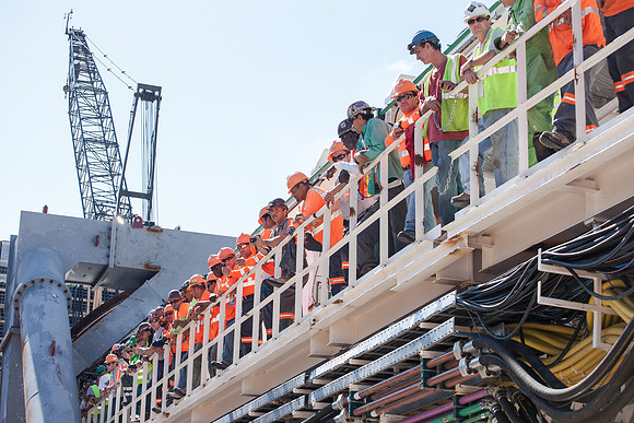 6071_DG_Miami_Tunnel_FL_11042011_VA0M4843
