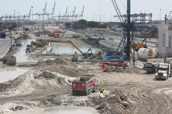 BCWF-POMT_Bouygues-Dodge_Bridge_2012-02-25_120000