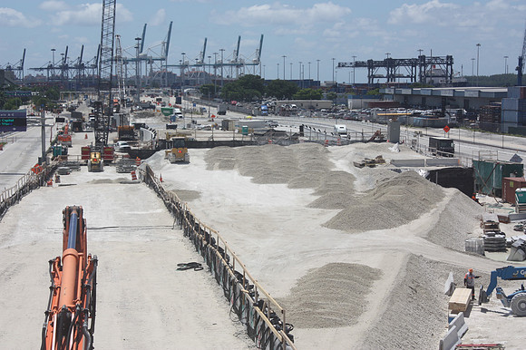 BCWF-POMT_Bouygues-Dodge_Bridge_2012-06-12_120000