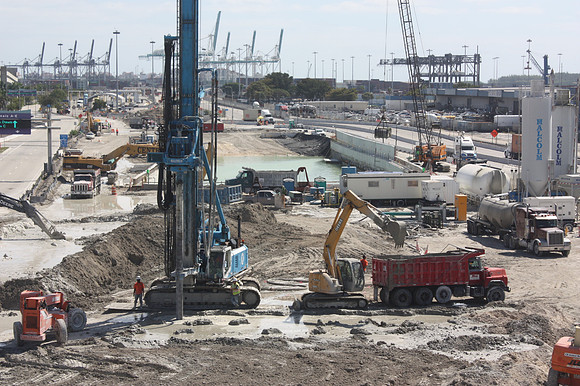 BCWF-POMT_Bouygues-Dodge_Bridge_2012-02-22_120000