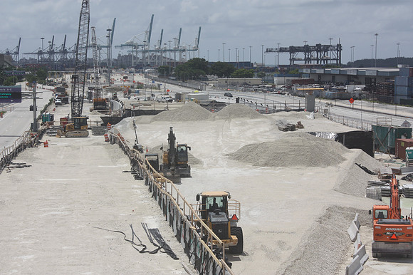 BCWF-POMT_Bouygues-Dodge_Bridge_2012-06-10_120000