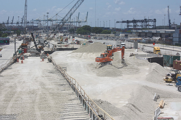 BCWF-POMT_Bouygues-Dodge_Bridge_2012-06-18_120000
