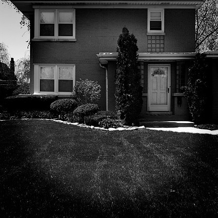 26smerrill2_bw_circle